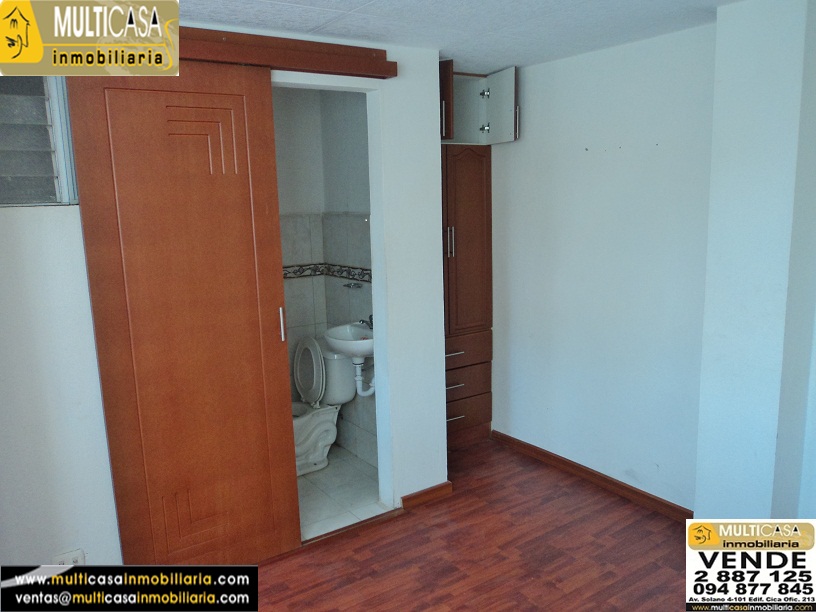Casa Rentera en Venta con Local comercial a Crédito sector Centro de la Ciudad Cuenca - Ecuador