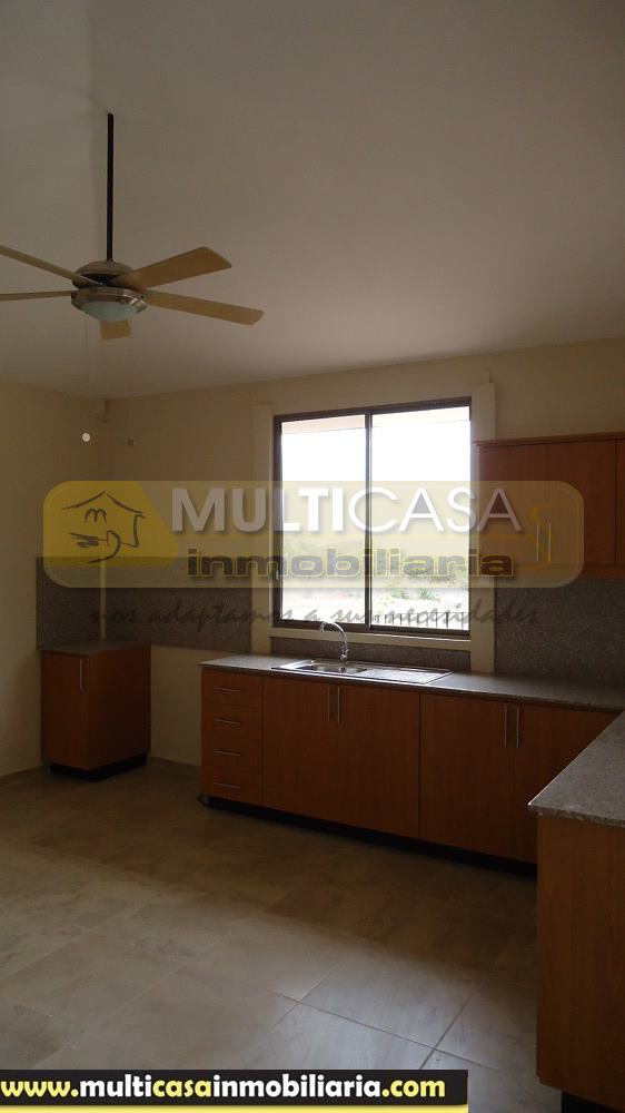 Finca de Venta a crédito por estrenar sector de Yunguilla - Ecuador