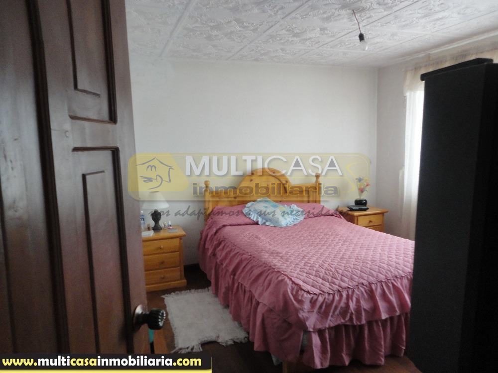 Venta de Casa Amplia a crédito por el sector Cdla. Simón Bolívar Cuenca - Ecuador