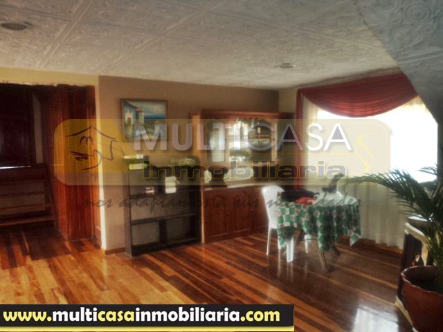 Casa en Venta a Crédito con Local Comercial sector Misicata Cuenca - Ecuador