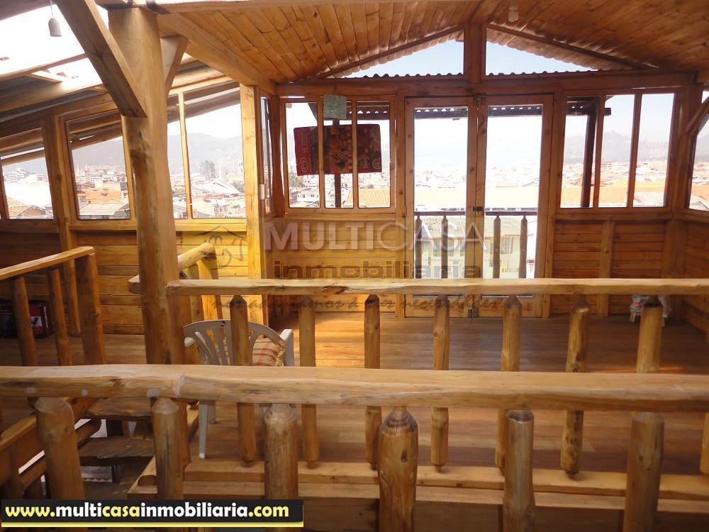 Casa Comercial en Venta con Mini departamento Sector Héroes de Verdeloma Cuenca - Ecuador