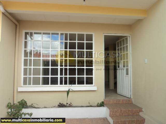 Venta de Hermosa Casa a crédito en Ciudadela sector Monay Cuenca-Ecuador