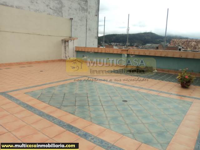 Casa Comercial en Venta a crédito sector Centro de la Ciudad Cuenca-Ecuador