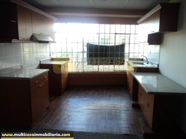 Casa Rentera en Venta a crédito sector La Republica Cuenca-Ecuador