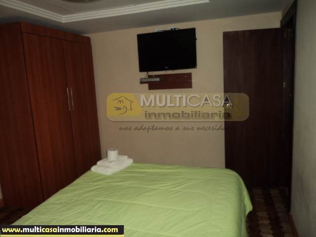 Casa Comercial en Venta a Crédito con 10 Mini Suite sector Banco Central Cuenca-Ecuador
