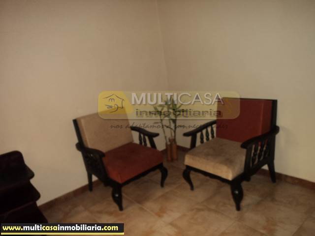 Casa Comercial en Venta a Crédito con 10 Mini Suite sector Banco Central Cuenca-Ecuador