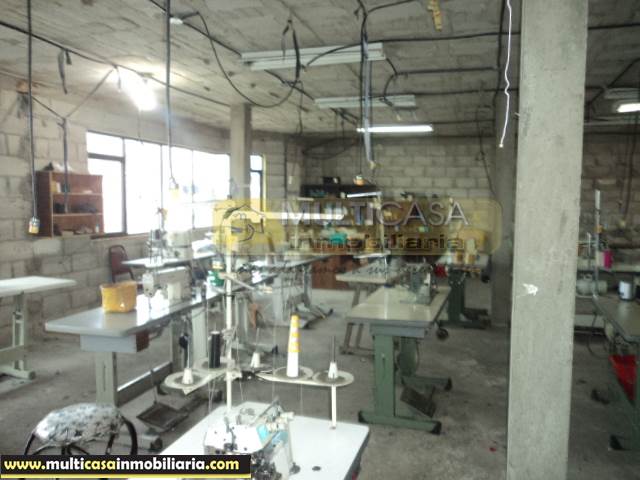 Edificio comercial en Venta a crédito sector Feria Libre Cuenca-Ecuador