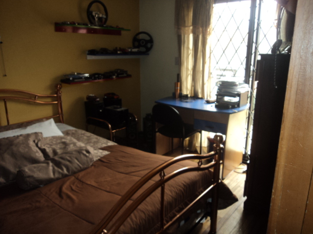 Casa Rentera en Venta con mini departamento, local comercial Sector Totoracocha Cuenca-Ecuador