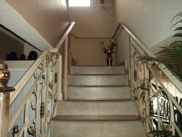 Casa Comercial en Venta a Crédito sector Totoracocha Cuenca-Ecuador