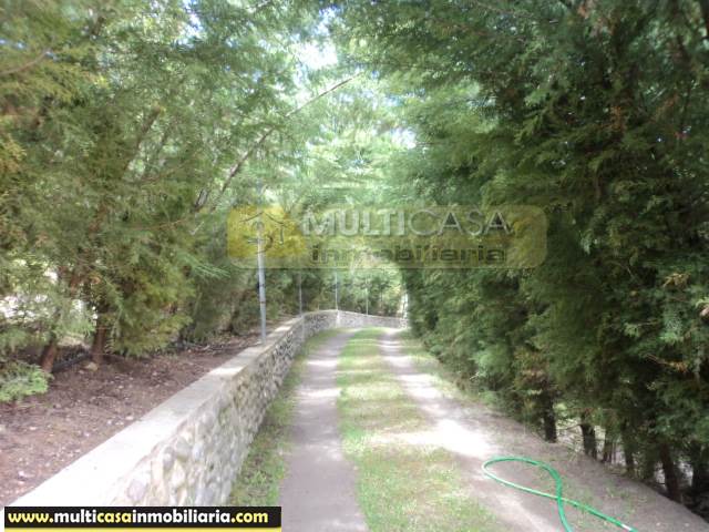 Quinta Comercial en Venta a Crédito sector Sigsipamba Alto Vía a Deleg Cuenca-Ecuador