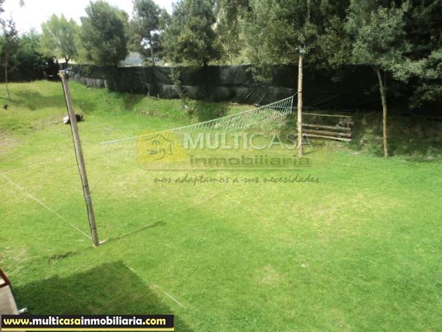 Quinta Comercial en Venta a Crédito sector Sigsipamba Alto Vía a Deleg Cuenca-Ecuador