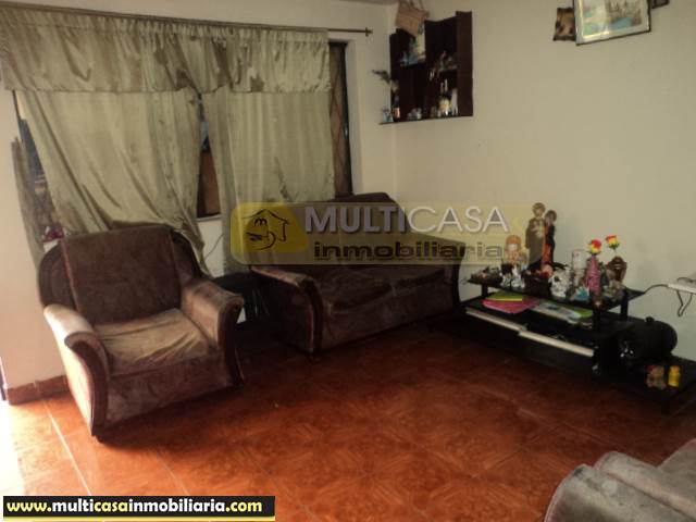 Casa Comercial en Venta a Crédito de Dos Departamentos sector Av. Primero de Mayo Cuenca-Ecuador