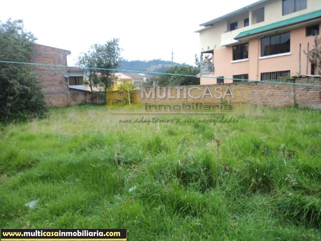 Casa con Terreno en Venta a Crédito con Línea de Fábrica sector Don Bosco Cuenca-Ecuador