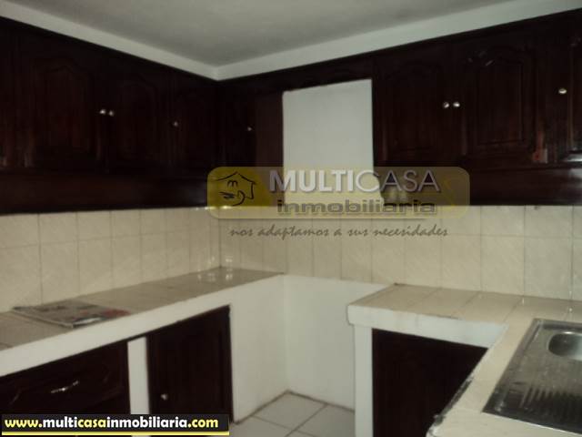 Casa Comercial en Venta a Crédito Sector Feria Libre Cuenca-Ecuador