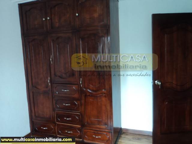 Casa Comercial en Venta a Crédito Sector Feria Libre Cuenca-Ecuador