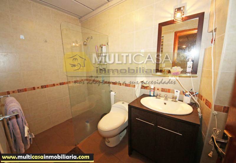 Casa Comercial en Venta a Crédito Sector Gran Manzana Cuenca-Ecuador