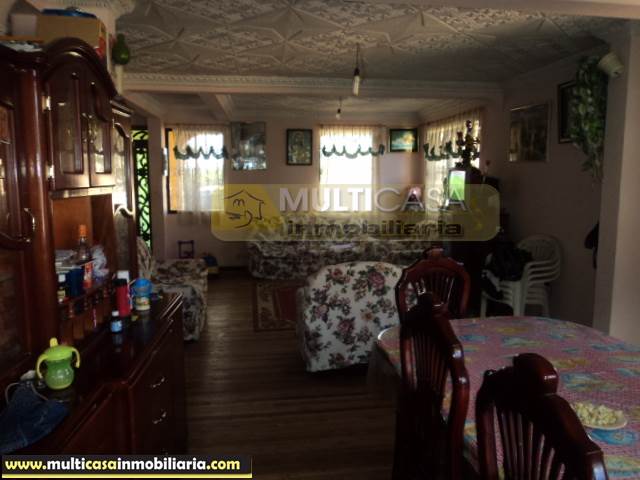 Casa Comercial en Venta a Crédito Sector Narancay Bajo Cuenca-Ecuador