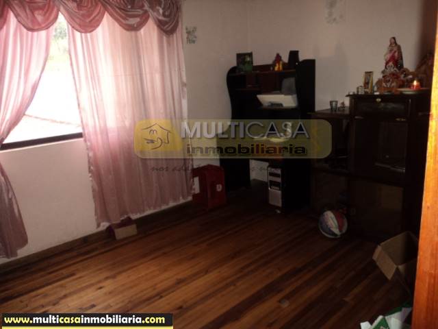 Casa Comercial en Venta a Crédito Sector Narancay Bajo Cuenca-Ecuador