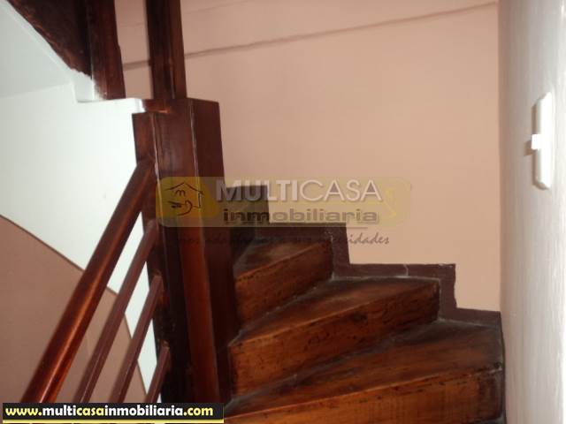 Casa Comercial en Venta dos locales comerciales Sector Centro de la Ciudad Cuenca-Ecuador