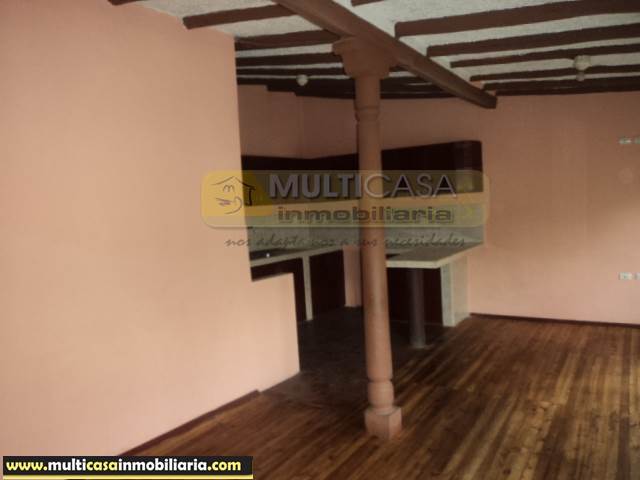 Casa Comercial en Venta dos locales comerciales Sector Centro de la Ciudad Cuenca-Ecuador