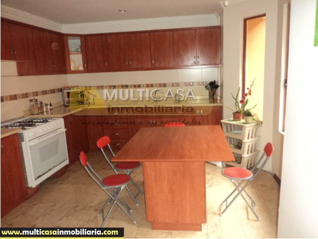 Villa en Venta a Crédito Sector Capulispamba Cuenca-Ecuador