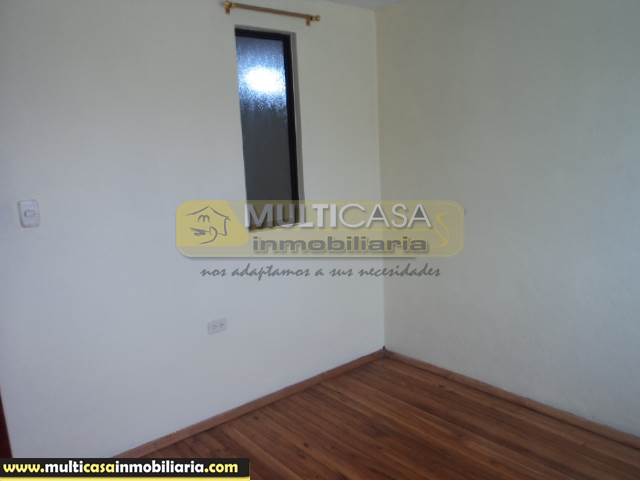 Casa de siete Departamentos en Venta a crédito Sector Parque Iberia  Cuenca-Ecuador
