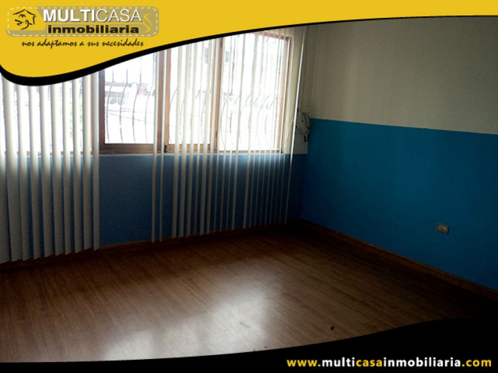Casa Comercial en Arriendo Calle Aurelio Aguilar y Av. Solano  Cuenca-Ecuador