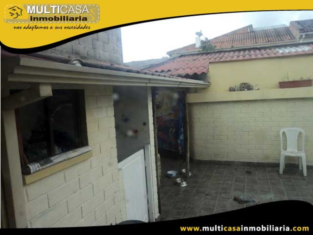 Casa con Local en Venta a Crédito Sector Remigio Crespo Cuenca-Ecuador