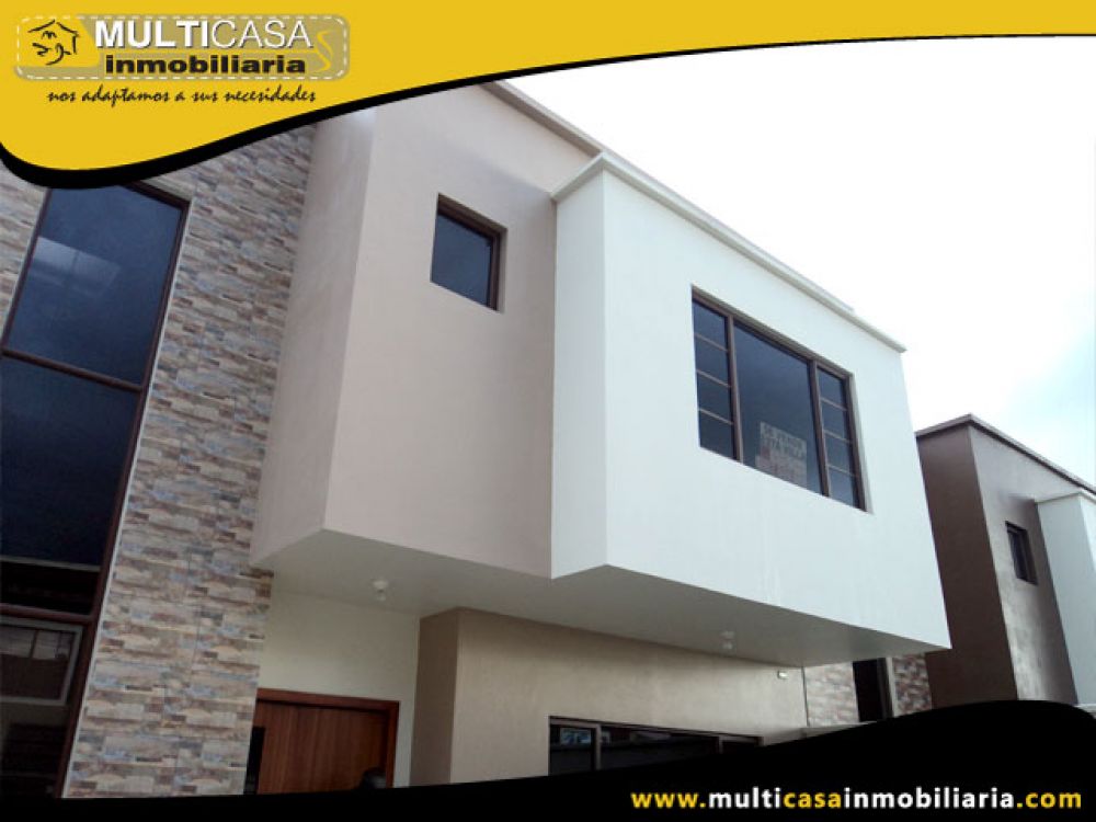 Venta a crédito Hermosa casa por estrenar espacio verde, patio y garaje para 2 vehículos Sector Racar Cuenca-Ecuador