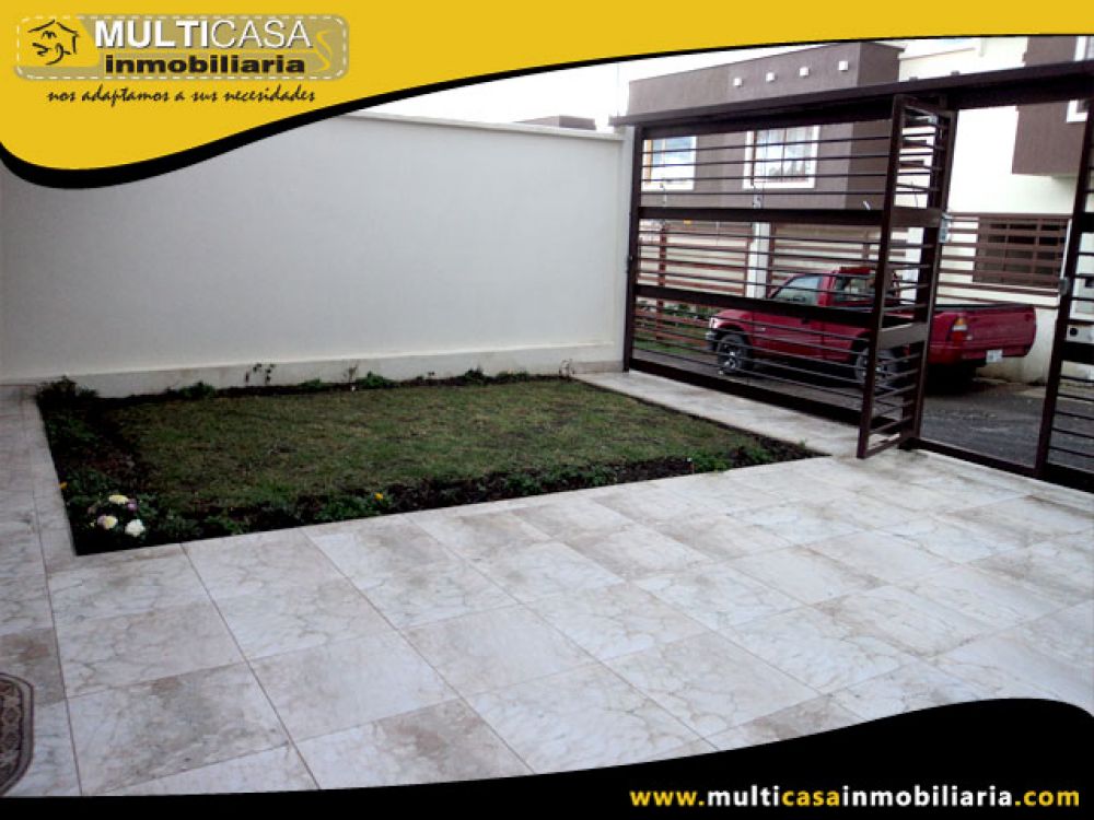 Casa en Venta a Crédito en Urbanización Privada Sector Racar Cuenca-Ecuador
