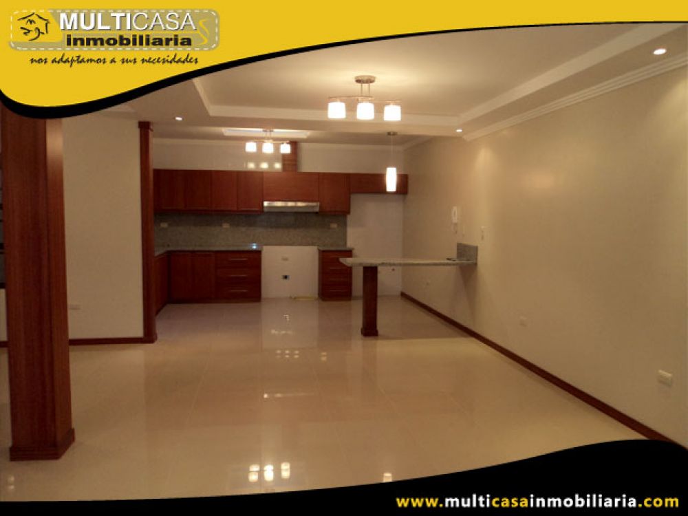 Casa en Venta a Crédito en Urbanización Privada Sector Racar Cuenca-Ecuador