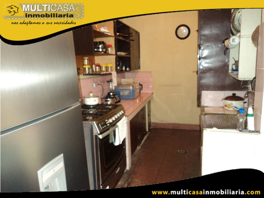 Casa Comercial en Venta a Crédito Sector Héroes de Verdeloma Cuenca - Ecuador
