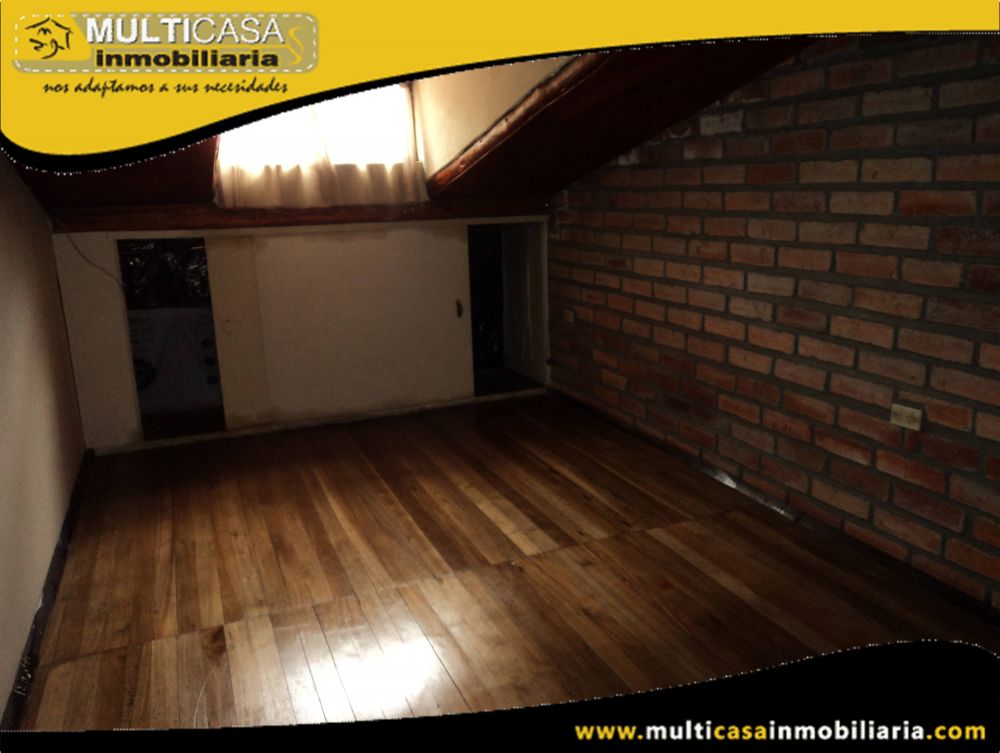 Casa Comercial en Venta a Crédito Sector Héroes de Verdeloma Cuenca - Ecuador