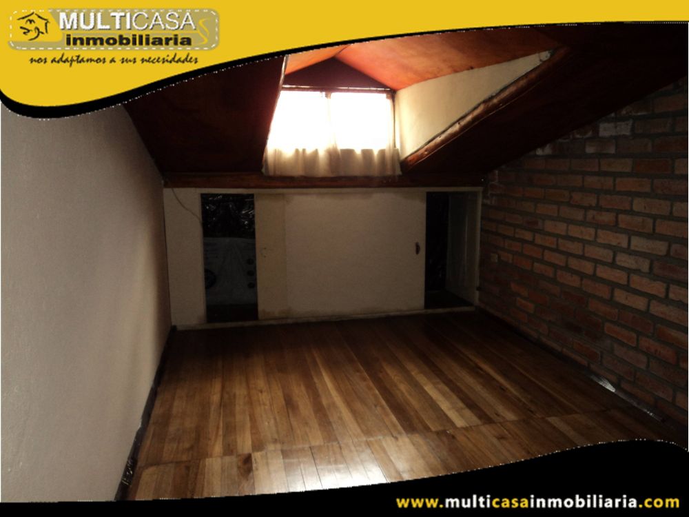 Casa en Venta a Crédito con Mini Departamento Sector Héroes de Verdeloma Cuenca-Ecuador