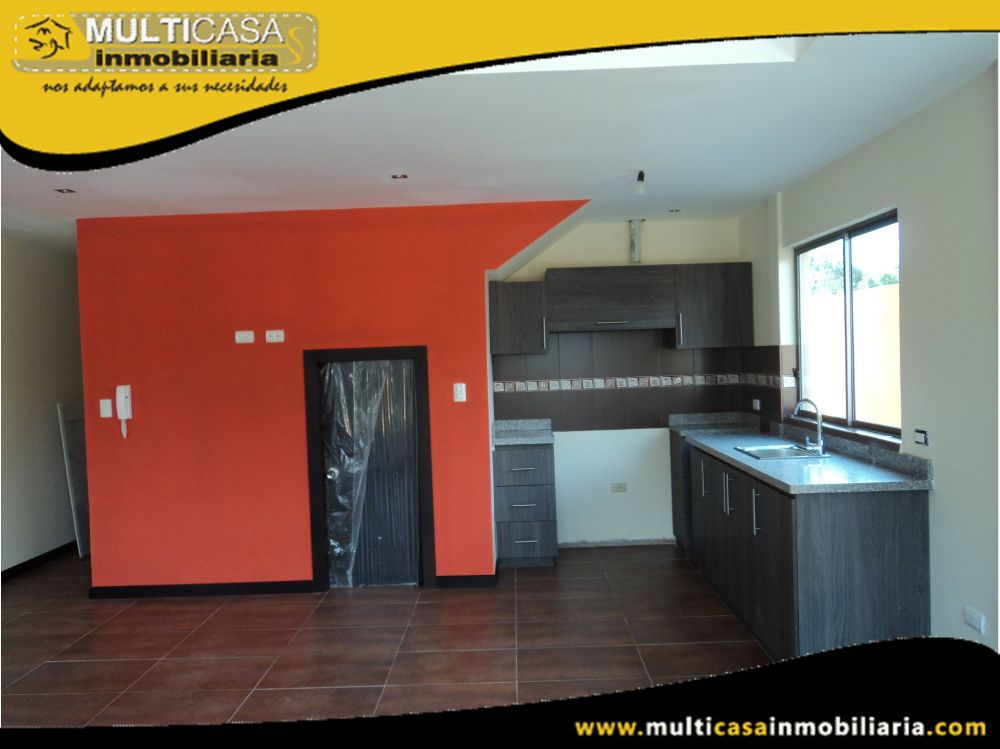 Casa Comercial en Venta a Crédito Sector Racar Cuenca - Ecuador