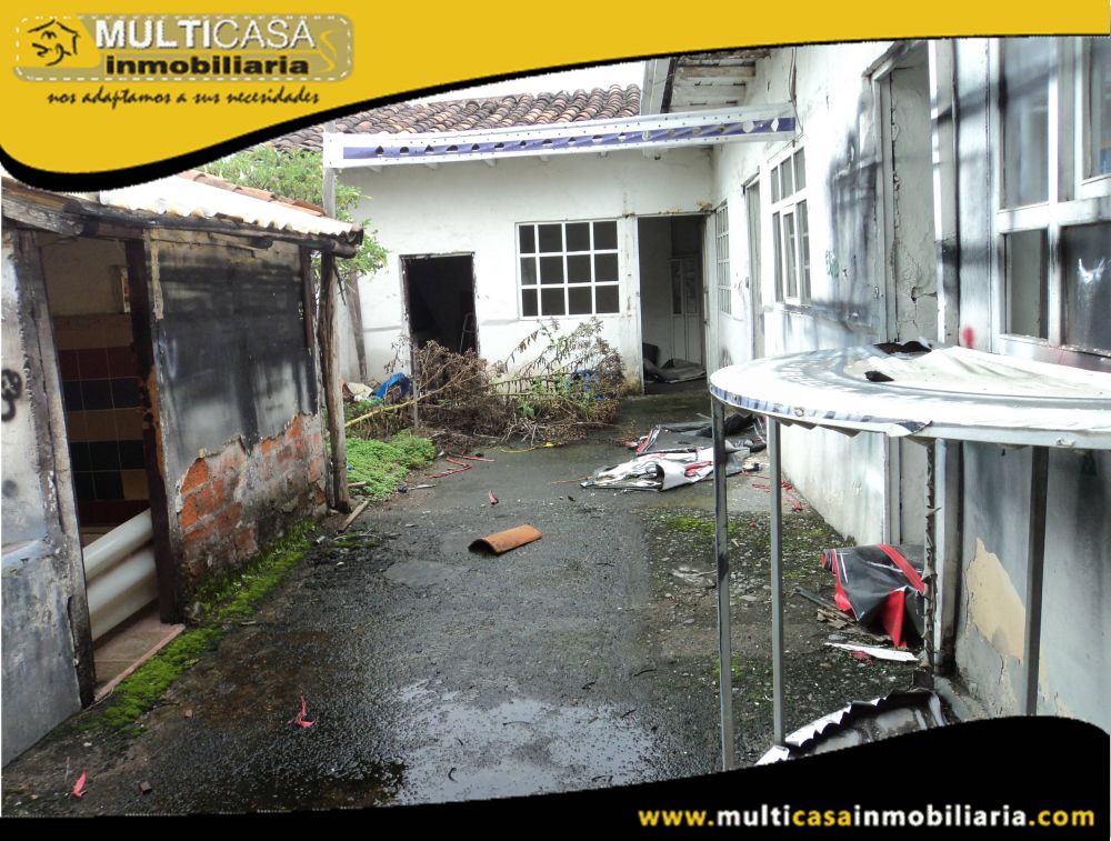 Casa Comercial Dos departamentos y Tienda en Venta a Crédito Sector Chola Cuencana Cuenca-Ecuador