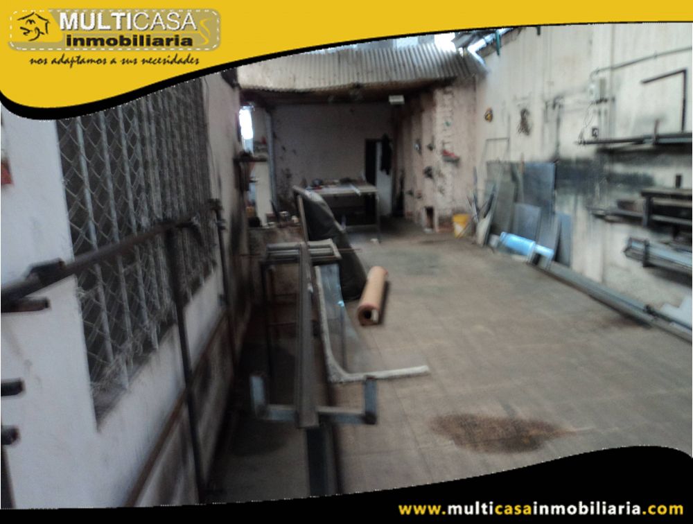 Casa Comercial en Venta a Crédito Sector Chola Cuencana Cuenca-Ecuador