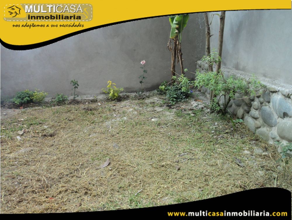 Venta de hermosa casa por estrenar a crédito con garaje para dos vehículos Sector Colegio Borja Cuenca-Ecuador