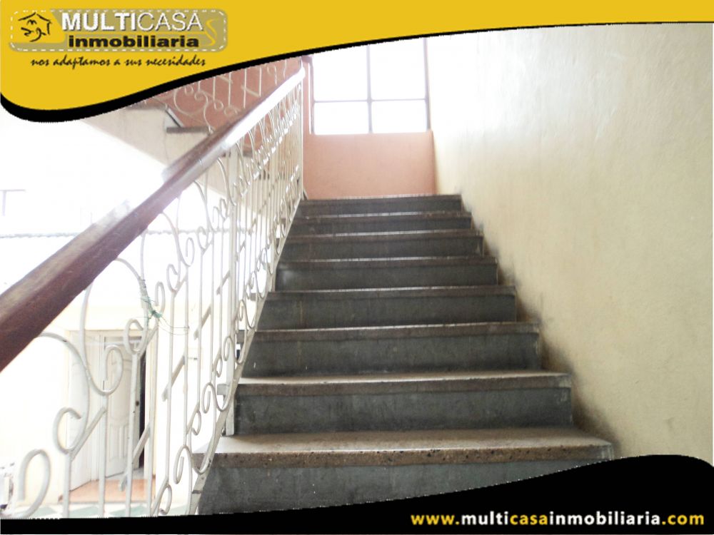 Casa Comercial en Venta a Crédito Sector Centro de la Ciudad Cuenca-Ecuador