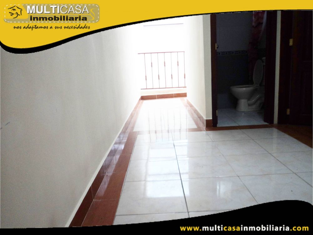 Arriendo Casa Comercial  Sector Centro de la Ciudad Cuenca-Ecuador