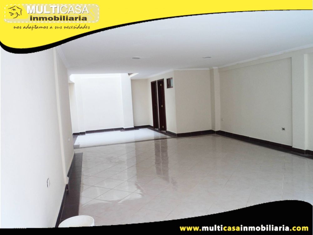 Arriendo Casa Comercial  Sector Centro de la Ciudad Cuenca-Ecuador