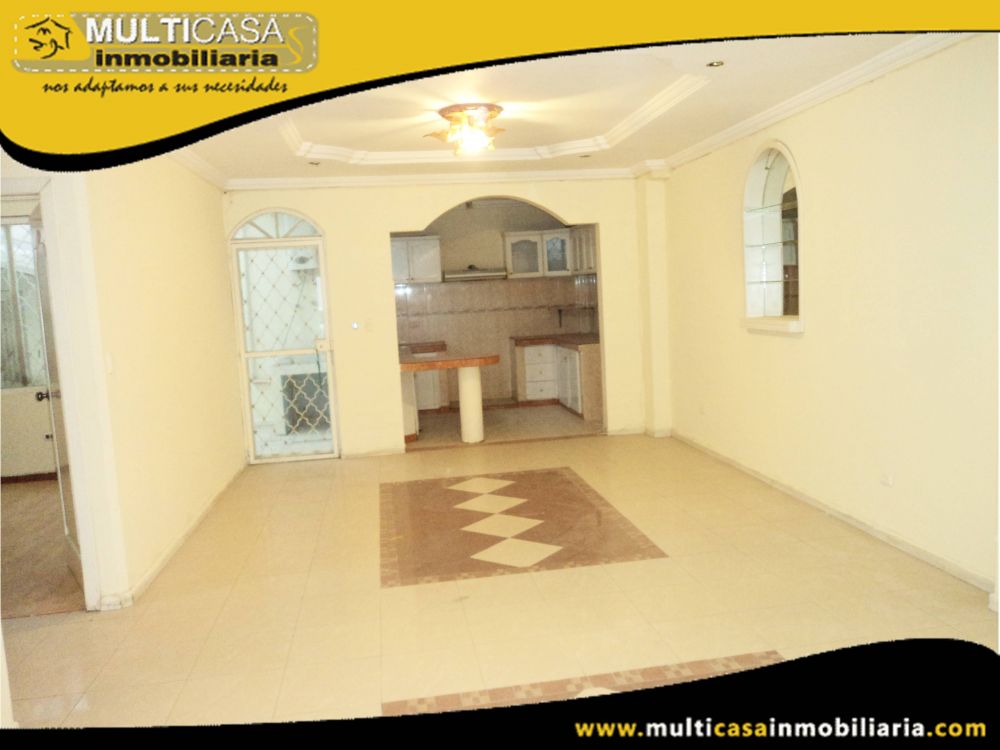 Casa Comercial en Venta a Crédito dos departamentos Sector Av.Gonzales Suarez Cuenca-Ecuador
