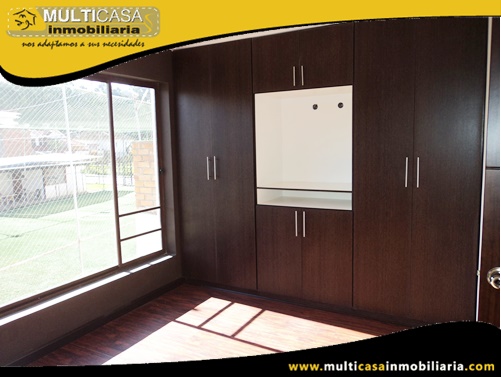 Arriendo Casa en Condominio Privado Sector Av. Primero de Mayo Cuenca-Ecuador