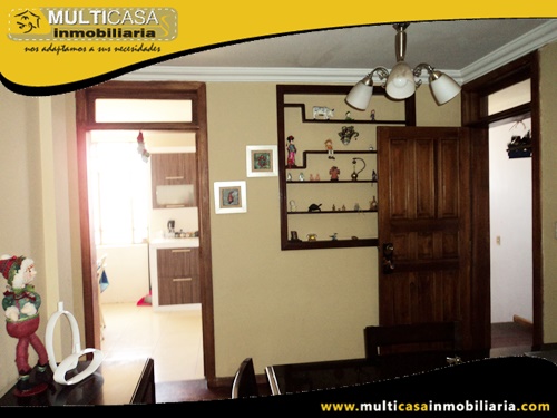Casa en Venta a Crédito con Dos Departamentos Sector Totoracocha Cuenca-Ecuador