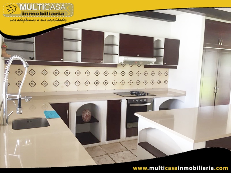 Casa en Venta a Crédito Sector Challuabamba Cuenca-Ecuador