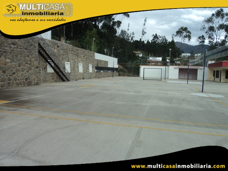 Se Arrienda Complejo Deportivo Sector San Joaquin Cuenca-Ecuador
