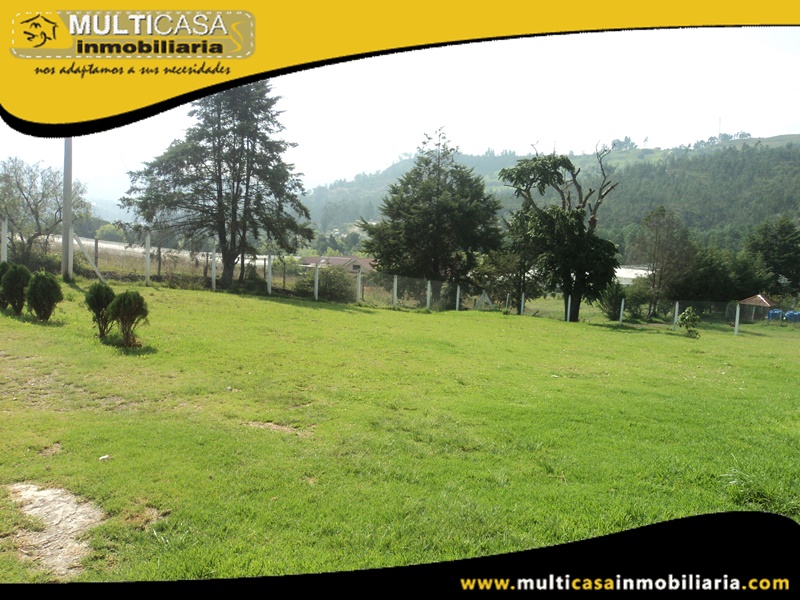Casa con Terreno en Venta a Crédito Sector Zhullin Azogues-Ecuador