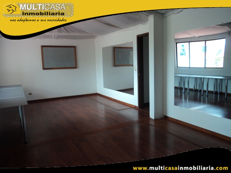 Arriendo Oficina en Coworking (Compartida) Sector Paucarbamba Cuenca - Ecuador