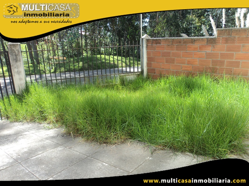 Casa en venta a Crédito Sector Las Orquídeas Cuenca-Ecuador