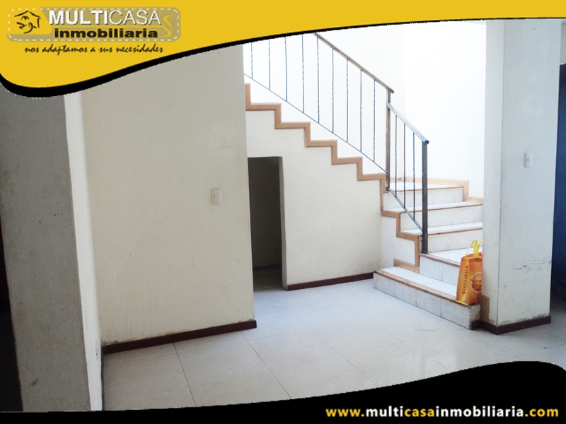 Casa en venta a Crédito Sector Las Orquídeas Cuenca-Ecuador